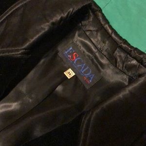 ESCADA GORGEOUS VELVET JEWELED BLAZER